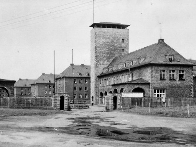 Kaserne 1940 (vergrößerte Bildansicht wird geöffnet)