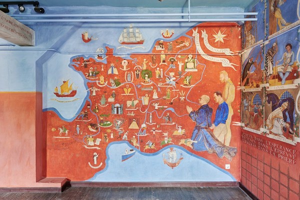 Ostwand der Französischen Kapelle